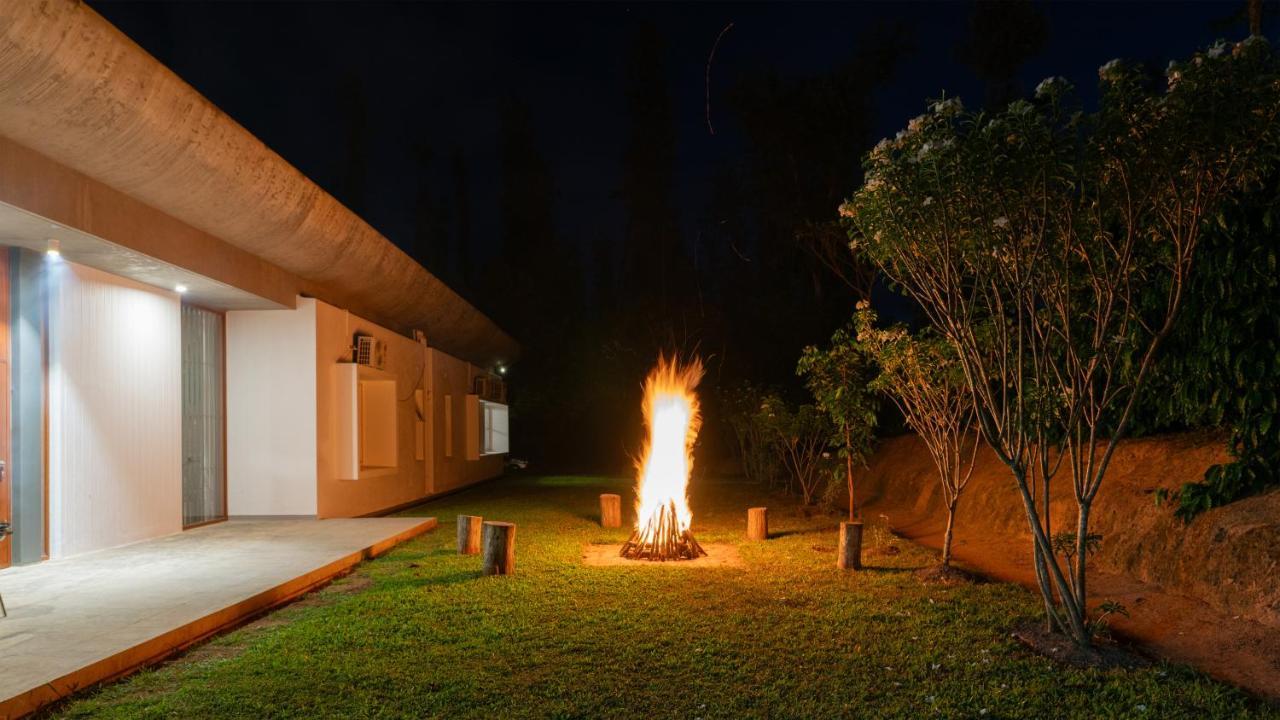 Saffronstays Cafella- A 3-Bdr Elliptical-Roof Villa In Chikmagalur Mudigere Екстериор снимка